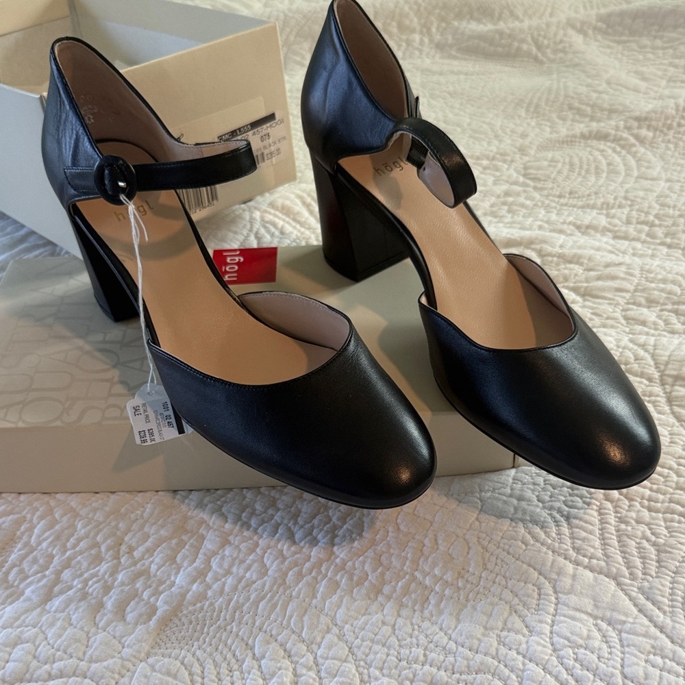 HOGL Elegant Black Leather Mary Janes size 10 NWT !